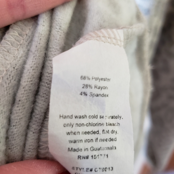 Kayleigh Carly cheetah knit top, NWOT - Picture 6 of 6